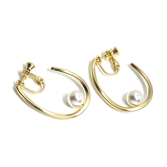新款[1對]珍珠色水滴型啞光金螺旋葉片耳環，零件 第3張的照片