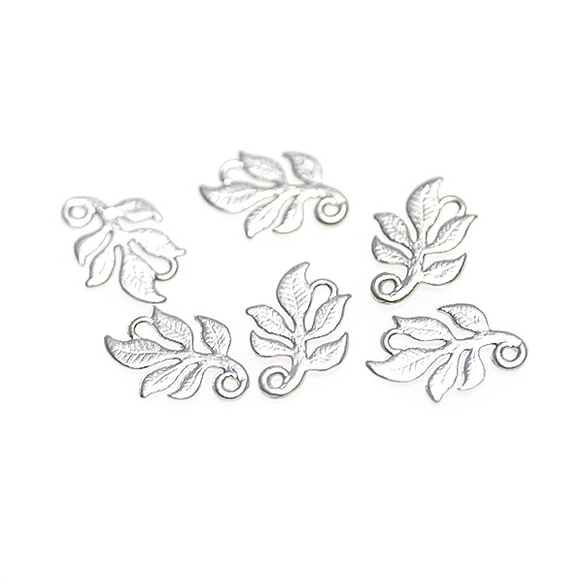 再次上架 [4 件] Petit Olive Leaf 小橄欖葉 Mad Silver Charm, Parts 第1張的照片