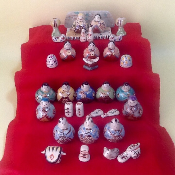 陶器・豆雛15人飾りセット  現品限り 1枚目の画像