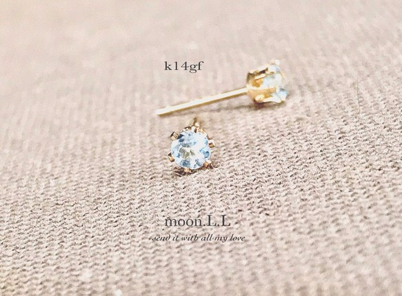 k14gf 11月誕生石☆アイスブルートパーズのプチスタッドピアス 1枚目の画像