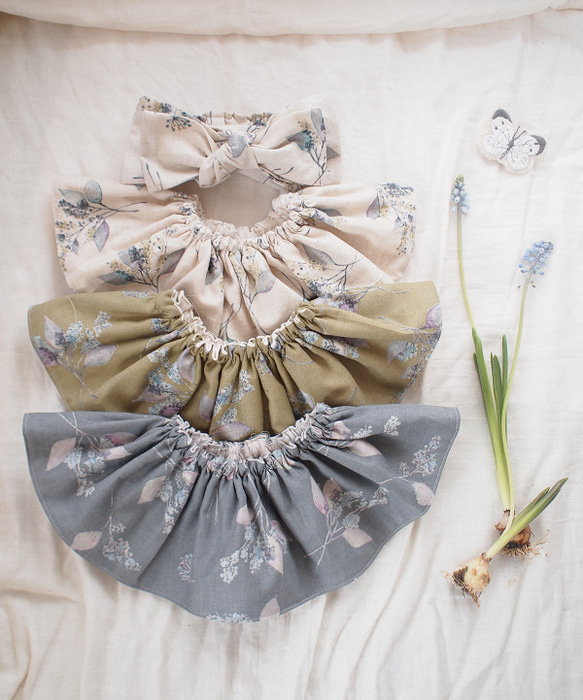 ○アンティークボタニカル 付け襟風フリルスタイ＆ヘアバンドセット〇