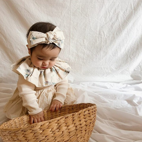 ○アンティークボタニカル 付け襟風フリルスタイ＆ヘアバンドセット〇