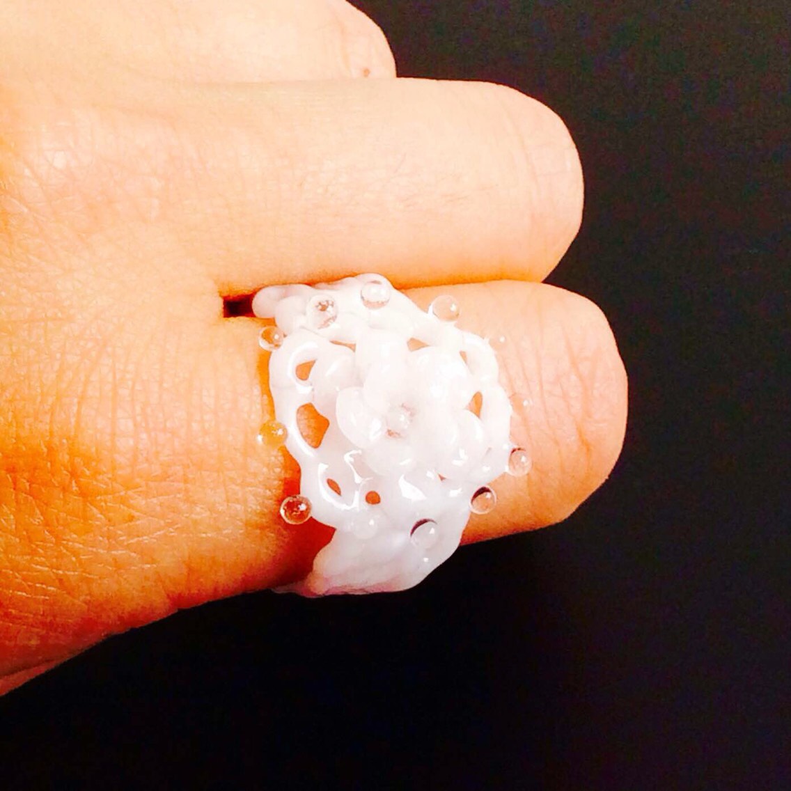 ホワイトレースリング