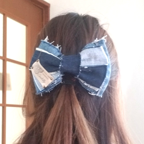 大きめデニムリメイクバレッタ ヘアアクセサリー バレッタ