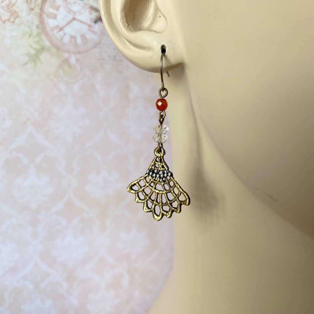 小鳥の羽ピアス・真鍮&シルバー【イヤリングに取替え無料】