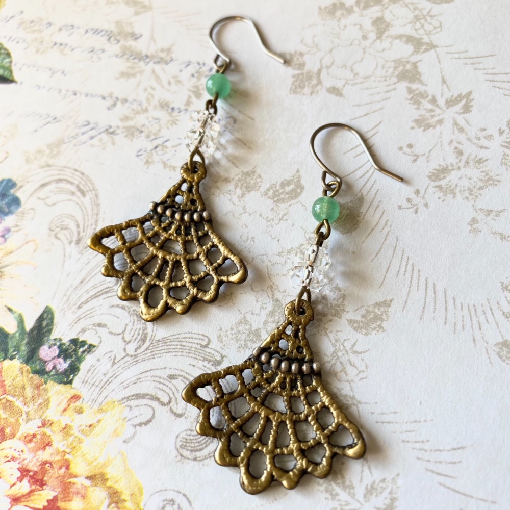 小鳥の羽ピアス・真鍮&シルバー【イヤリングに取替え無料】