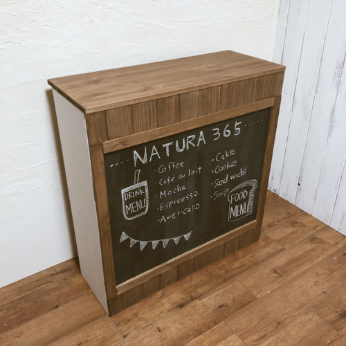 黒板付き棚レジカウンターキッチンカウンター店舗什器ディスプレイ