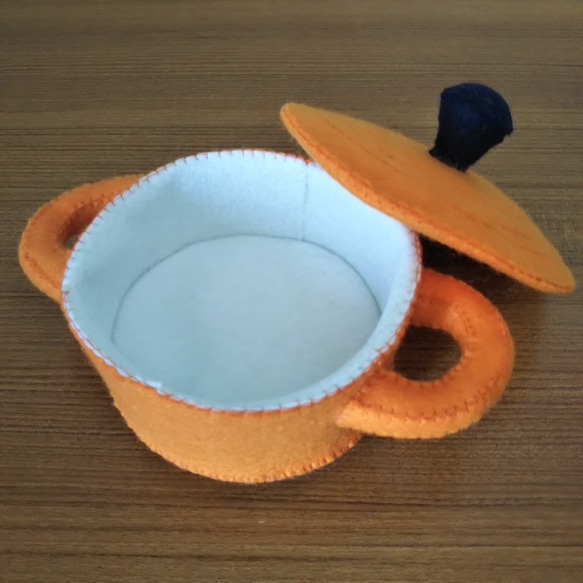 フェルトのお鍋　オレンジ 3枚目の画像