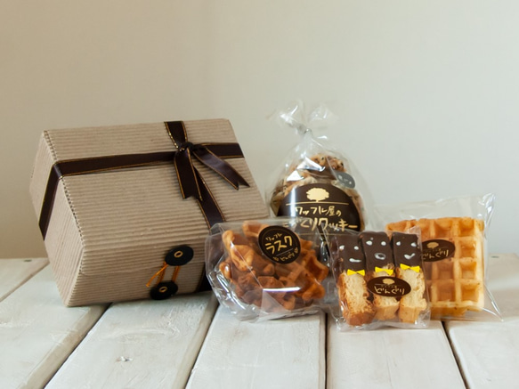 ギフトBOX　中 1枚目の画像