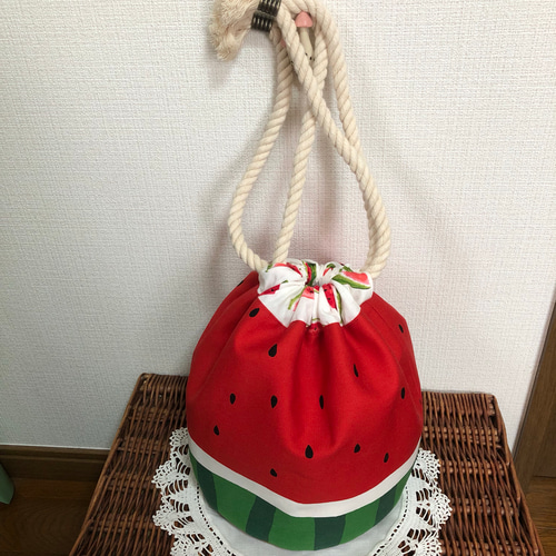 リバーシブル♪まん丸スイカ巾着バッグ 巾着バッグ Qué bonita