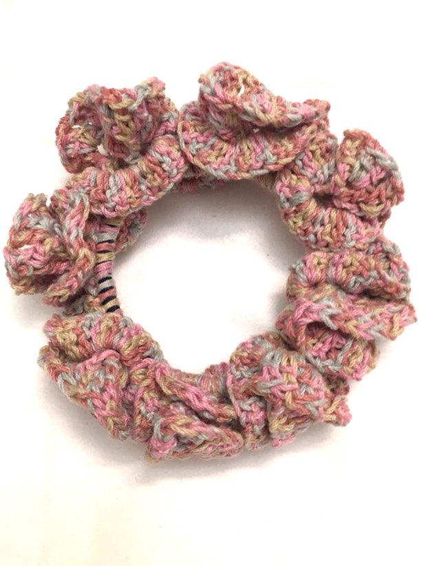 お取り置き可！かぎ針編みシュシュ・2段フリル・マーブル・ヘアアクセサリー・髪飾り