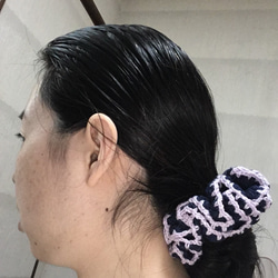 お取り置き可！かぎ針編みシュシュ・2段フリル・バイカラー・ヘアアクセサリー・髪飾り 2枚目の画像