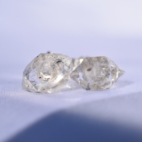 accessories mauさんのハーキマーダイヤモンドピアス 透明感ある自然の輝き///Lissita/Japanハーキマーダイヤモンドピアス 1