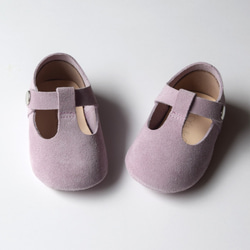 淡紫色禮物嬰兒鞋 淺紫色手工嬰兒鞋 新生兒禮物 皮革嬰兒鞋 學步鞋 彌月禮物 手作娃娃鞋 寶寶鞋 第7張的照片