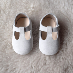 米白色嬰兒鞋 米白色T型真皮瑪莉珍嬰兒鞋 手工嬰兒鞋 彌月禮物 手作學步鞋 滿月禮物 嬰兒禮物 童鞋 第3張的照片