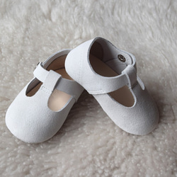 米白色嬰兒鞋 米白色T型真皮瑪莉珍嬰兒鞋 手工嬰兒鞋 彌月禮物 手作學步鞋 滿月禮物 嬰兒禮物 童鞋 第6張的照片