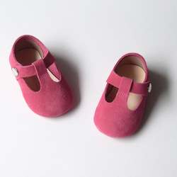 桃紅色嬰兒鞋 桃紅色T型真皮瑪莉珍嬰兒鞋 手工嬰兒鞋 彌月禮物 手作學步鞋 滿月禮物 嬰兒禮物 童鞋 第4張的照片