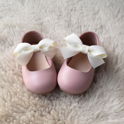 淺粉色女童鞋 嬰兒鞋 學步鞋 周歲照 週歲禮物 花童鞋 女寶寶童鞋 第4張的照片