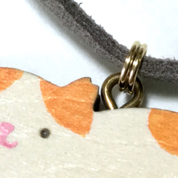 ハコ座り猫ちゃんのバッグチャーム（白茶）桜猫 4枚目の画像