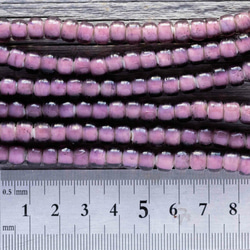 *White hearts beads 2枚目の画像