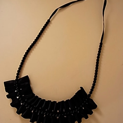 black ribbon necklace 1枚目の画像