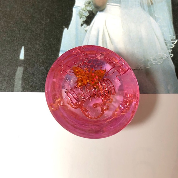 ピンクのドーム型オルゴナイト 4枚目の画像