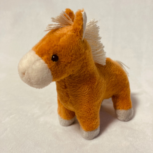 茶色のぬいぐるみ 赤いスカーフ付き Monchhichi/モンチッチ・ぬいぐるみ・大きな大きなモンチッチ・L