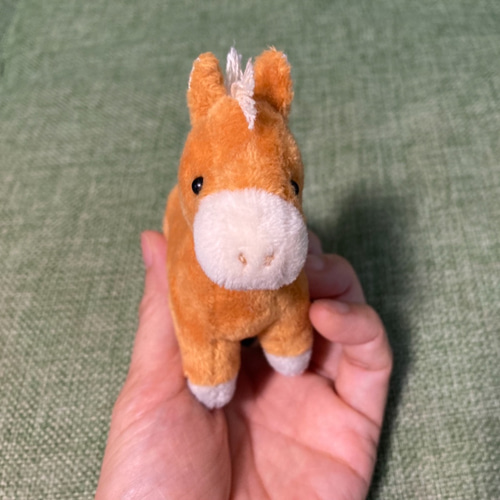 ちっちゃい馬(赤茶色） ぬいぐるみ ikuko 通販 10429170｜Creema(クリーマ)