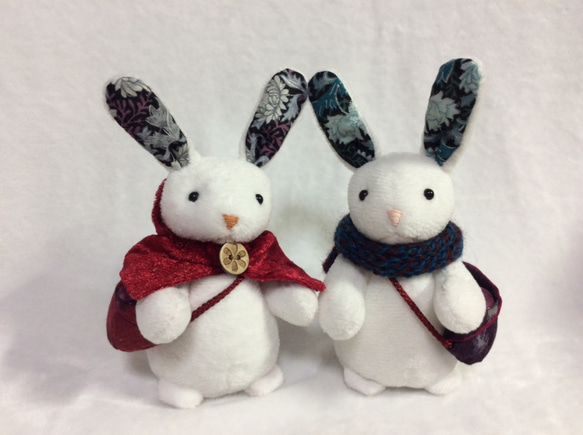 『数量限定ハンドメイド2019』冬のふたごうさぎ・お姉ちゃんと弟 1枚目の画像