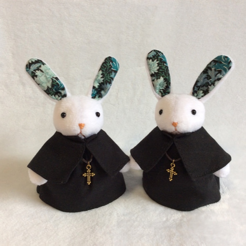 修道院のうさぎ（宣教師) ぬいぐるみ ikuko 通販 7492842｜Creema