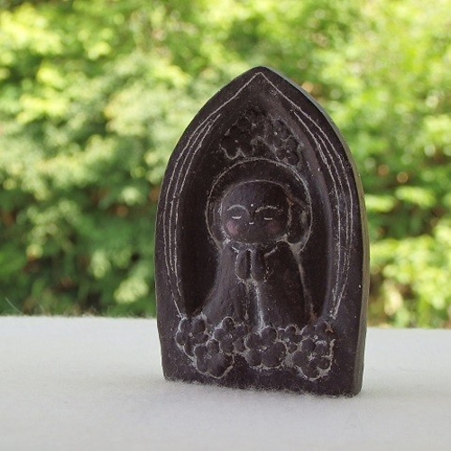 砂岩のほっこり地蔵