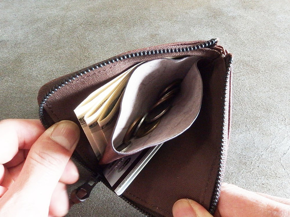 馬革　薄型の小さい財布です。Ｌファスナー小銭入れ。チョコ。　ミニ財布・コンパクト財布・ホース　レザー　 8枚目の画像