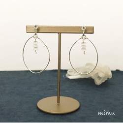 【6月誕生石】ムーンストーン×silver drop hoop earring[ピアス・ノンホールピアス] 2枚目の画像