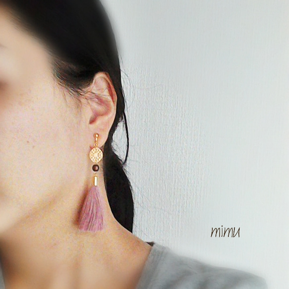 秋の可愛い色合い☆モーブピンク tassel earring[ピアス] 3枚目の画像