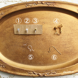 模様が綺麗なmat gold × pearl hoop earring[ノンホールピアス] 4枚目の画像