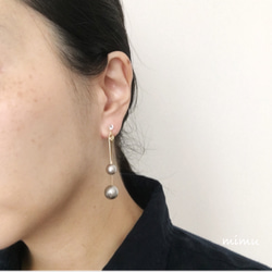 淑やかな装い☆silver×gray pearl & line earring[ピアス] 3枚目の画像