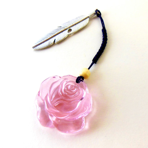 バラの飾り Beautiful glass】 バラ 薔薇 ばら ローズ 彫刻 根付 帯飾り 帯留め