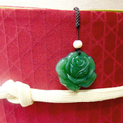 高品質アベンチュリン・薔薇 ローズ フラワー 彫刻 根付 帯飾り 4枚目の画像