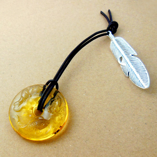 高品質シトリン 鯉と蓮 彫刻 根付 本革 帯飾り コサージュ 美麗-BIREI  