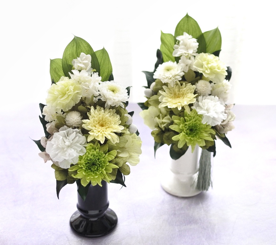 《翠・SUI》仏花◇花器の色が選べます♢﻿お供え花・すべてプリザーブドフラワーの仏花・花器付き