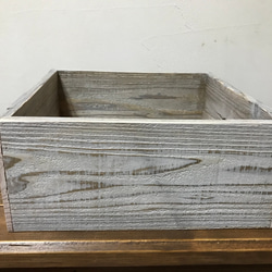 ニューボーンフォト 撮影用雑貨 箱 木箱 正方形　古材タイプ 4枚目の画像
