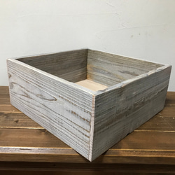 ニューボーンフォト 撮影用雑貨 箱 木箱 正方形　古材タイプ 5枚目の画像