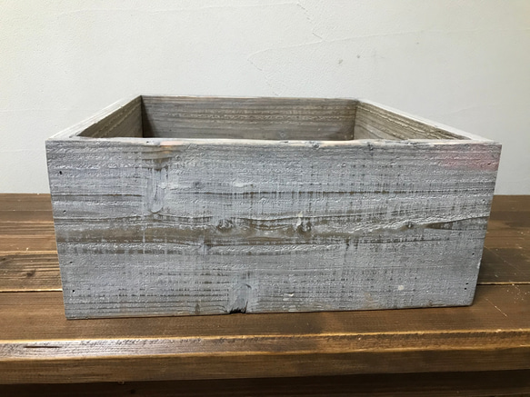 ニューボーンフォト 撮影用雑貨 箱 木箱 正方形　古材タイプ 6枚目の画像