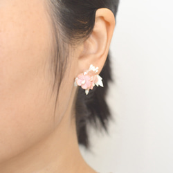 小花花束耳環：粉色 第2張的照片
