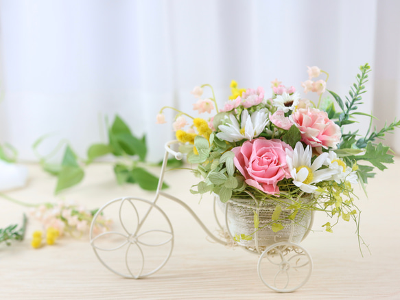 ミモザやすずらん　春のお花屋さん 4枚目の画像