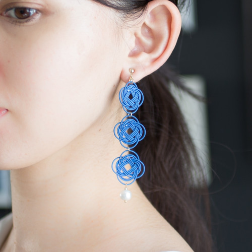 透かし菜の花結びのロングイヤリング イヤリング・ノンホールピアス