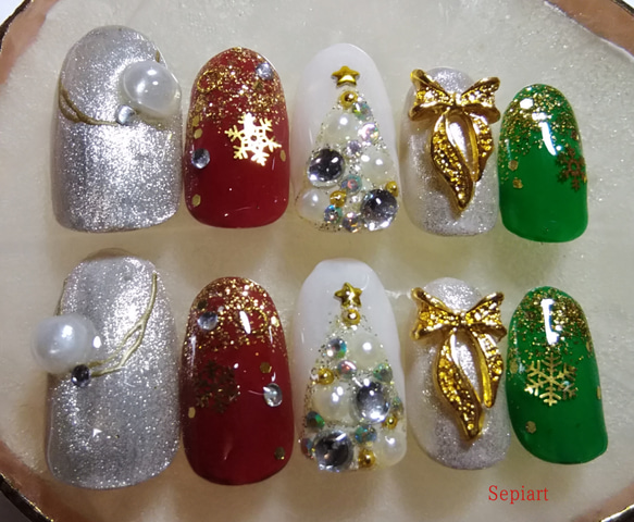 No705/ジェルネイルチップ☆付け爪〜赤×緑☆クリスマスツリー