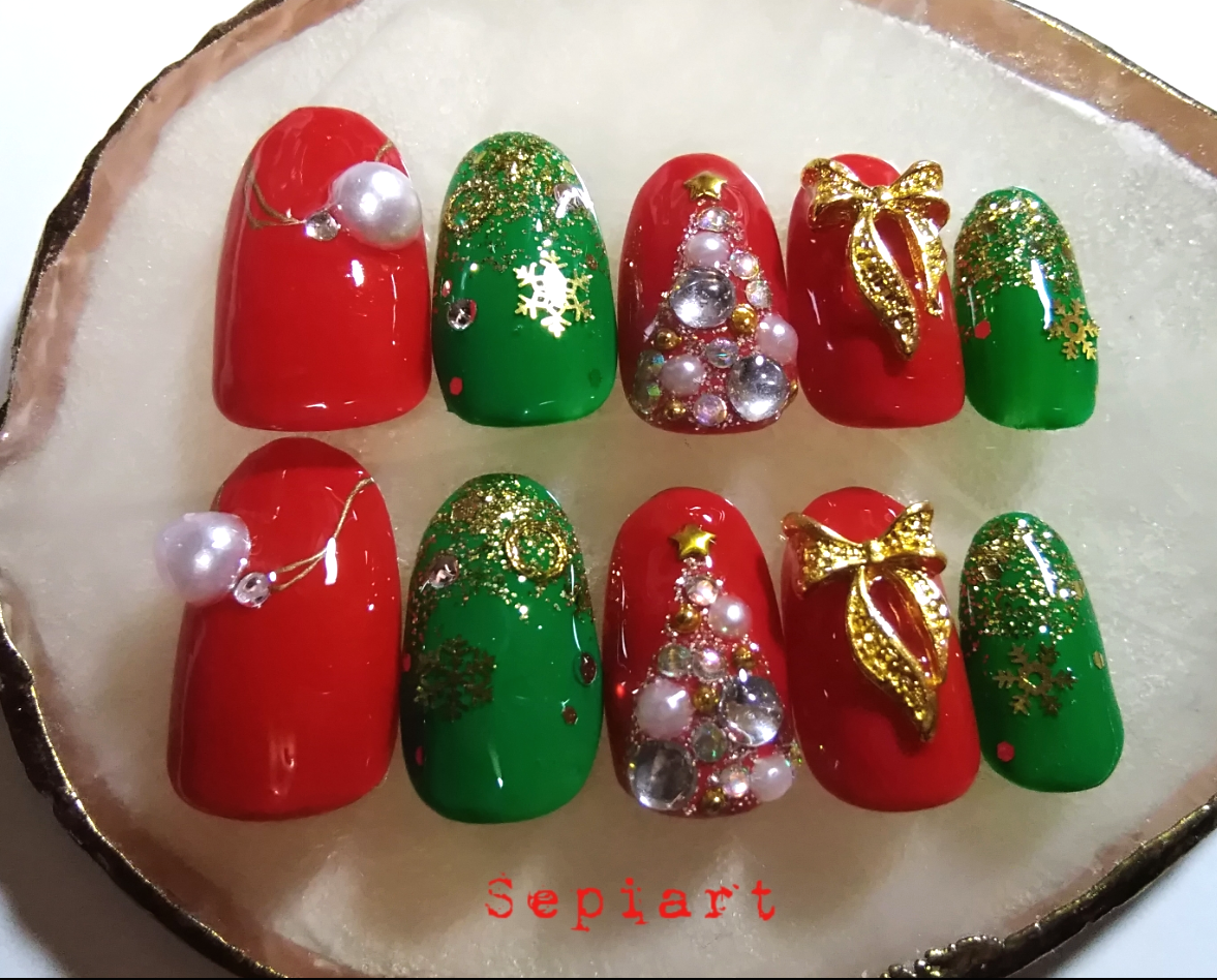 No706/ジェルネイルチップ☆付け爪〜クリスマスツリー＆リボン