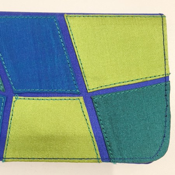 カンボジアシルク ブロック柄カードケース （ブルーグリーン） 3枚目の画像