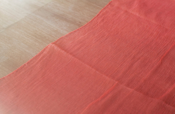 soldout シルク１００％　茜染めシフォンスカーフ 3枚目の画像